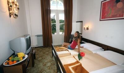 Hotel Lišanj - izba - autobusový zájazd CK Turancar - Chorvátsko, Novi Vinodolski