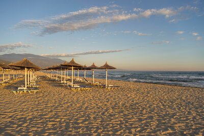 Hotel Sun Beach-Platamonas-Olympská riviéra-letecký zájazd CK Turancar-pláž