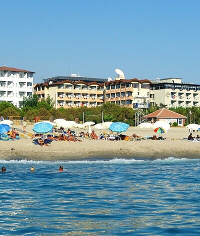 Hotel Sara - pláž - letecký zájazd CK Turancar - Turecko, Alanya