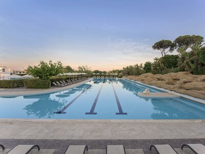 Hotel Ela Quality Resort - letecký zájazd CK Turancar - bazén - Turecko, Belek