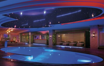 Hotel Ela Quality Resort - letecký zájazd CK Turancar - vnútorný bazén - Turecko, Belek