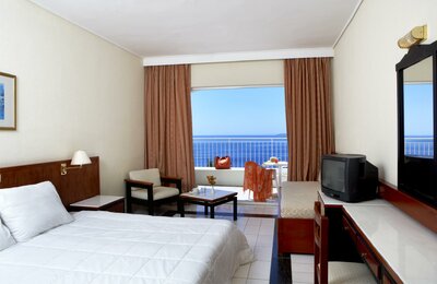Hotel Sunshine Club - letecký zájazd CK Turancar - Korfu, Nissaki