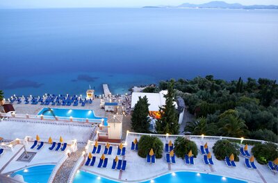 Hotel Sunshine Club - bazén  - letecký zájazd CK Turancar - Korfu, Nissaki