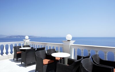 Hotel Sunshine Club - hotel - letecký zájazd CK Turancar - Korfu, Nissaki