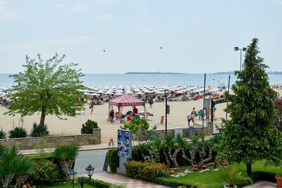 Hotel Bellevue Beach , Bulharsko, pláž, letecký a autokarový zájazd Slnečné pobrežie