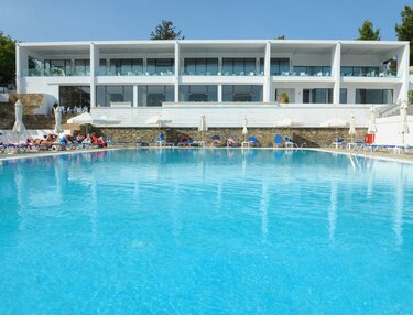 Hotel Ellia - hotel s bazénom - letecký zájazd CK Turancar (Rodos, Lardos)