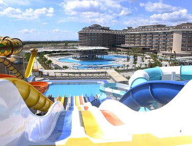 Hotel Sunmelia Beach Resort & Spa - areál - letecký zájazd CK Turancar - Turecko, Kizilagac