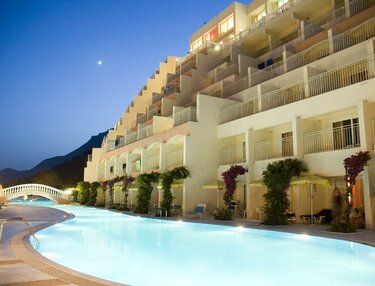 Hotel Sunshine Club - letecký zájazd CK Turancar - Korfu, Nissaki