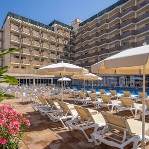 AMATISTA (ex ROYAL BEACH)