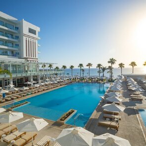 Constantinos Great Beach
