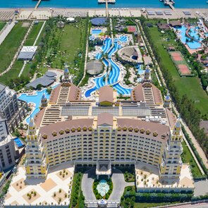 Royal Holiday Palace