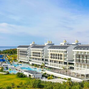 Diamond De Luxe Hotel & Spa