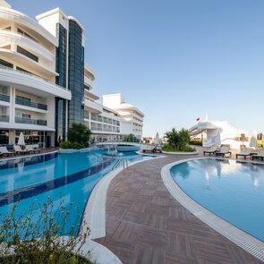 Laguna Beach Alya Resort &  Spa Hotel