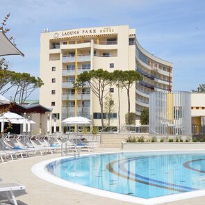Hotel Laguna Park