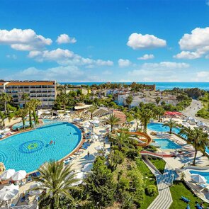 Seaden Corolla Hotel