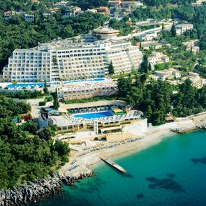 Hotel Sunshine Club