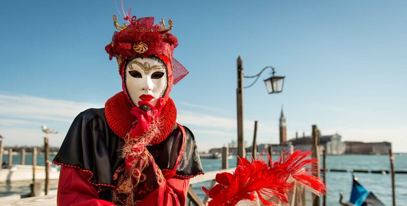 Benátsky karneval Benátsky karneval