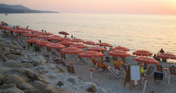Villaggio Baia di Zambrone- pláž- zájazd individuálnou dopravou CK Turancar- Taliansko Kalábria- Marina di Zambrone
