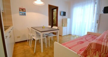 apartmánový dom Patrick v Bibione Spiaggia - zájazdy autobusovou a individuálnou dopravou CK TURANCAR