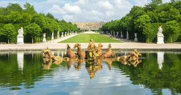 Autobusový poznávací zájazd Francúzsko Paríž Versailles kráľovský zámok a fontána Apollo