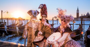 CK Turancar, Autobusový poznávací zájazd, Taliansko, Benátsky karneval, masky