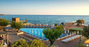 Hotel Silva beach - bazén - letecký zájazd CK Turancar - Kréta, Hersonissos