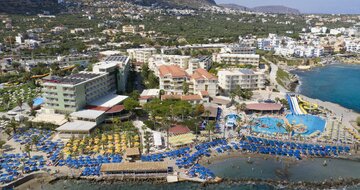 Hotel Eri beach-bazén-exteriér-letecký zájazd CK Turancar-Kréta-Hersonissos
