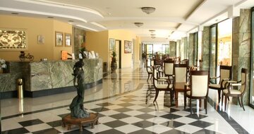 Grécko - Kréta - Hotel Eri beach lobby-lobby