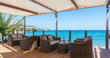 Hotel Talea beach- hotelový bar -letecký zájazd CK Turancar-Kréta-Bali