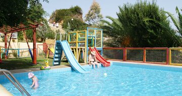 Grécko - Kréta - Hotel Talea beach-bazén