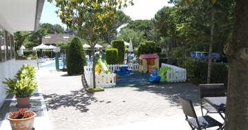 Hotel OLD RIVER - CK TURANCAR - Taliansko Lignano - zájazdy autobusovou a individuálnou dopravou