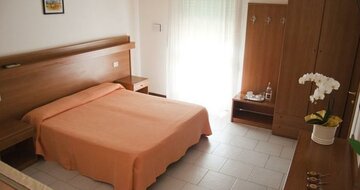 Hotel OLD RIVER - CK TURANCAR - Taliansko Lignano - zájazdy autobusovou a individuálnou dopravou