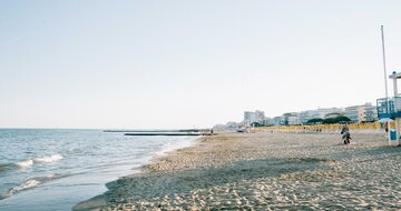 Hotel Bolivar s bazénom, pláž, Taliansko, Lido di Jesolo, CK TURANCAR