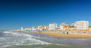 Hotel Bolivar s bazénom, pláž, Taliansko, Lido di Jesolo, CK TURANCAR