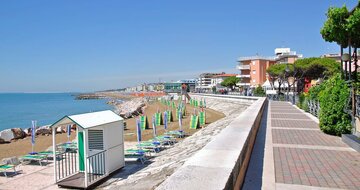 Rezidencia Gran Mado s bazénom - CK TURANCAR - Taliansko Caorle - zájazdy individuálnou dopravou