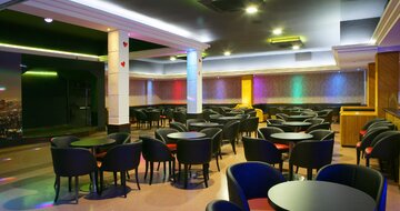 Španielsko - Hotel Maria del Mar - nočný bar