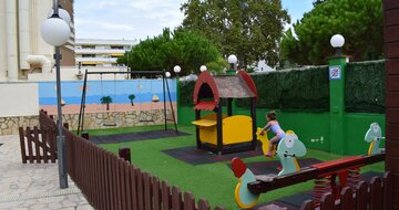 Hotel Royal Beach - detské ihrisko - letecký zájazd CK Turancar, Španielsko, Lloret de Mar