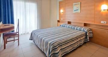 Hotel Summer Sun - ubytovanie - letecký zájazd CK Turancar, Španielsko, Santa Susanna