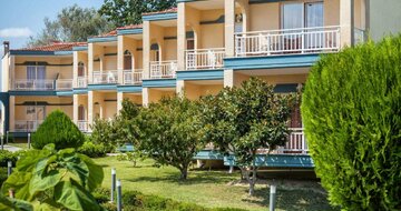 Letecký zájazd CK Turancar-Paralia-Hotel Grand Platon - budova hotela