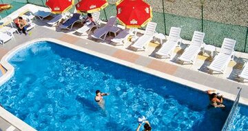 Hotel Opal, letecký zájazd CK turancar, Bulharsko, Primorsko ,  bazén