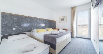 Hotel Punta - Chorvátsko Vodice - zájazd CK Turancar