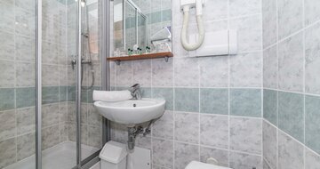Hotel Punta - Chorvátsko Vodice - zájazd CK Turancar