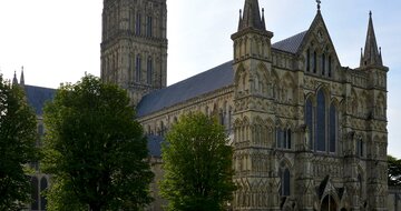 Autobusový poznávací zájazd, Veľká Británia, Okruh južným Anglickom, katedrála Salisbury