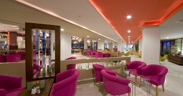 Limak Lara Deluxe - lobby - letecký zájazd CK Turancar - Turecko, Lara