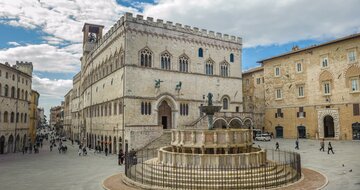 Autobusový poznávací zájazd, Taliansko, Umbria, Perugia, fontana Maggiore