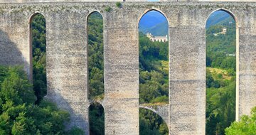 Autobusový poznávací zájazd, Taliansko, Umbria, Spoleto, Ponte delle Torri