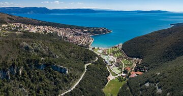 Hotel Narcis - panoráma - autobusový zájazd CK Turancar - Chorvátsko, Istria, Rabac