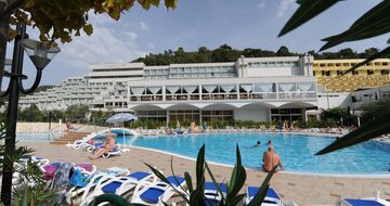 Hotel Narcis - hotel - autobusový zájazd CK Turancar - Chorvátsko, Istria, Rabac 