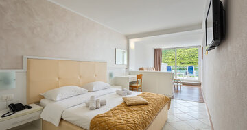 Hotel Narcis - izba - autobusový zájazd CK Turancar - Chorvátsko, Istria, Rabac