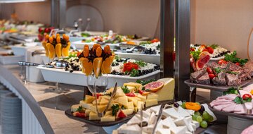 Zenith - reštaurácia- letecký a autobusový zájazd CK Turancar - Bulharsko, Slnečné pobrežie